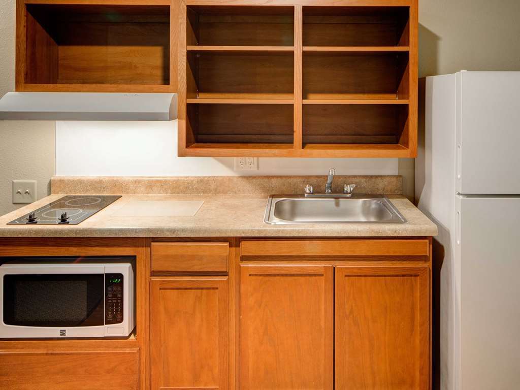 Extended Stay America Select Suites - Kalamazoo - West Room photo