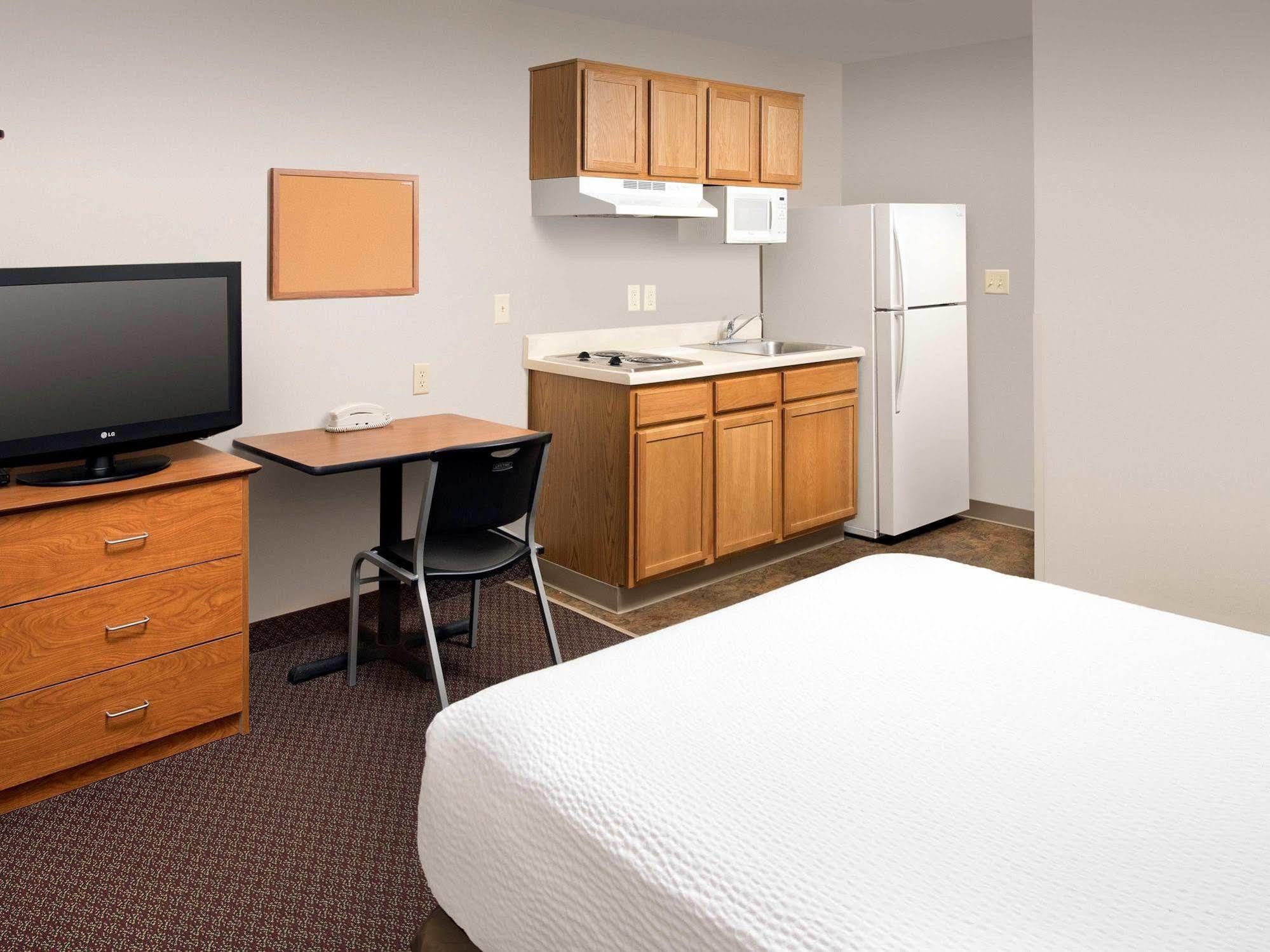 Extended Stay America Select Suites - Kalamazoo - West Exterior photo